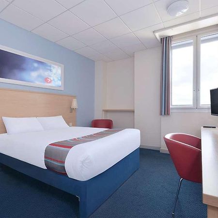 Travelodge Nottingham Riverside 部屋 写真